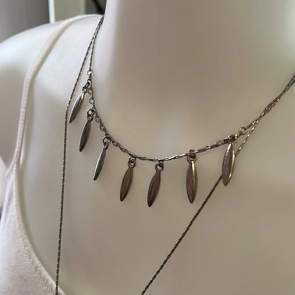 New York & Company necklace - Picture 2 of 4